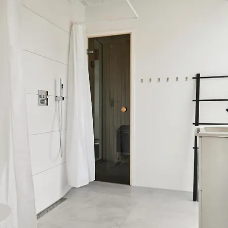 別荘 Front In With Sauna